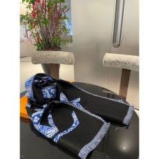 Louis Vuitton Scarf